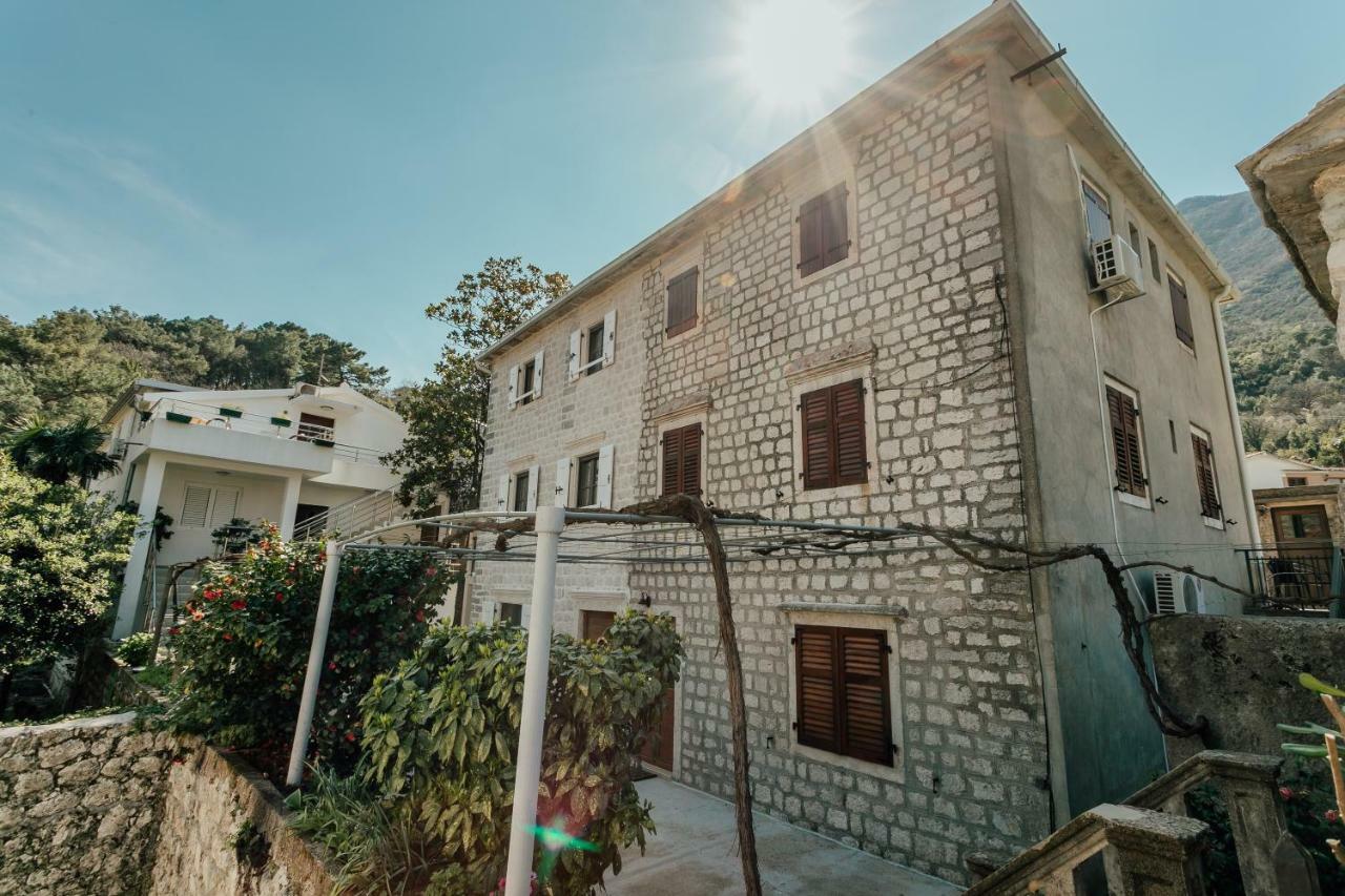 Magnolija apartment Kotor Buitenkant foto
