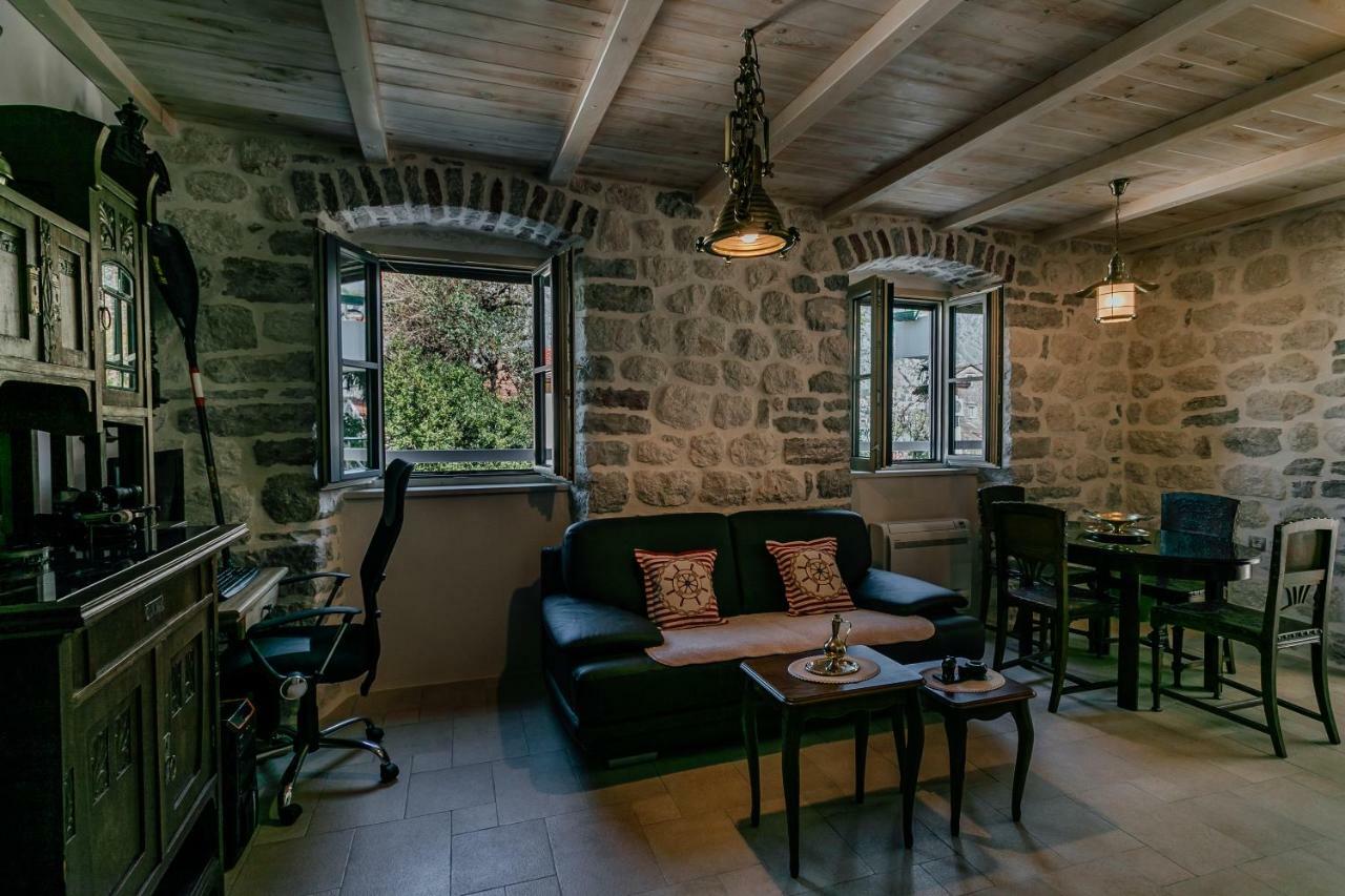 Magnolija apartment Kotor Buitenkant foto